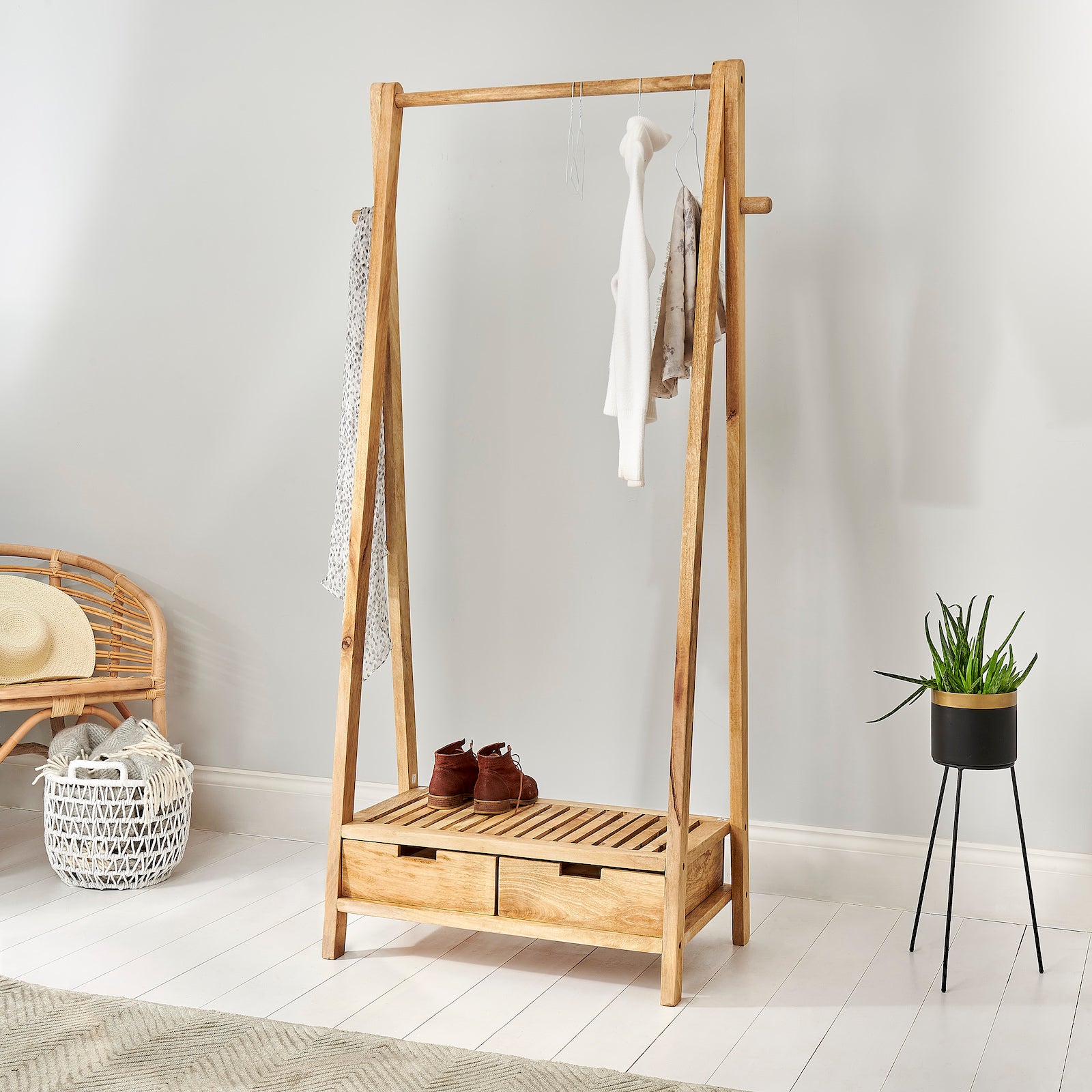 Mango Wood Clothes Rail - Stockholm