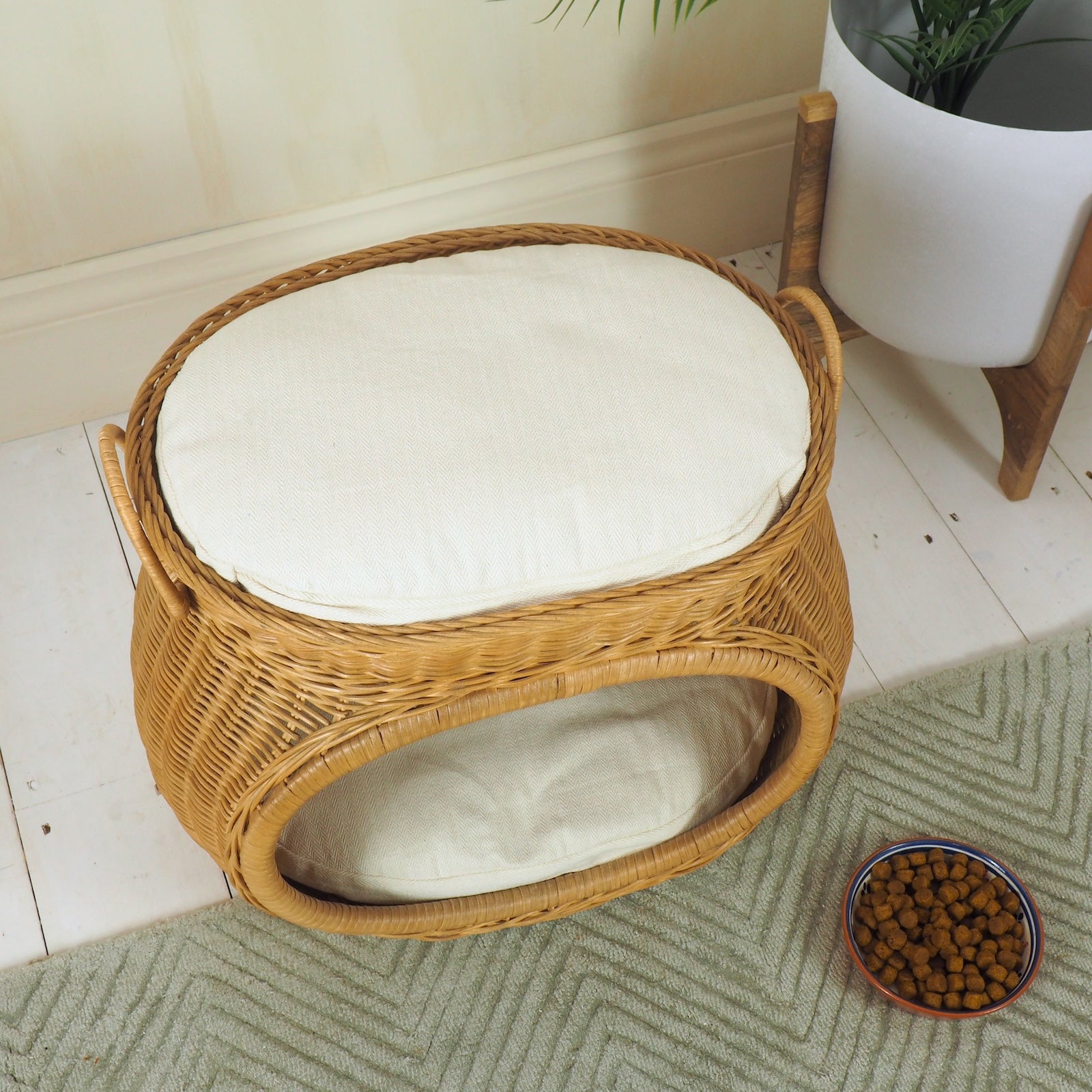 Wicker Cat Bed