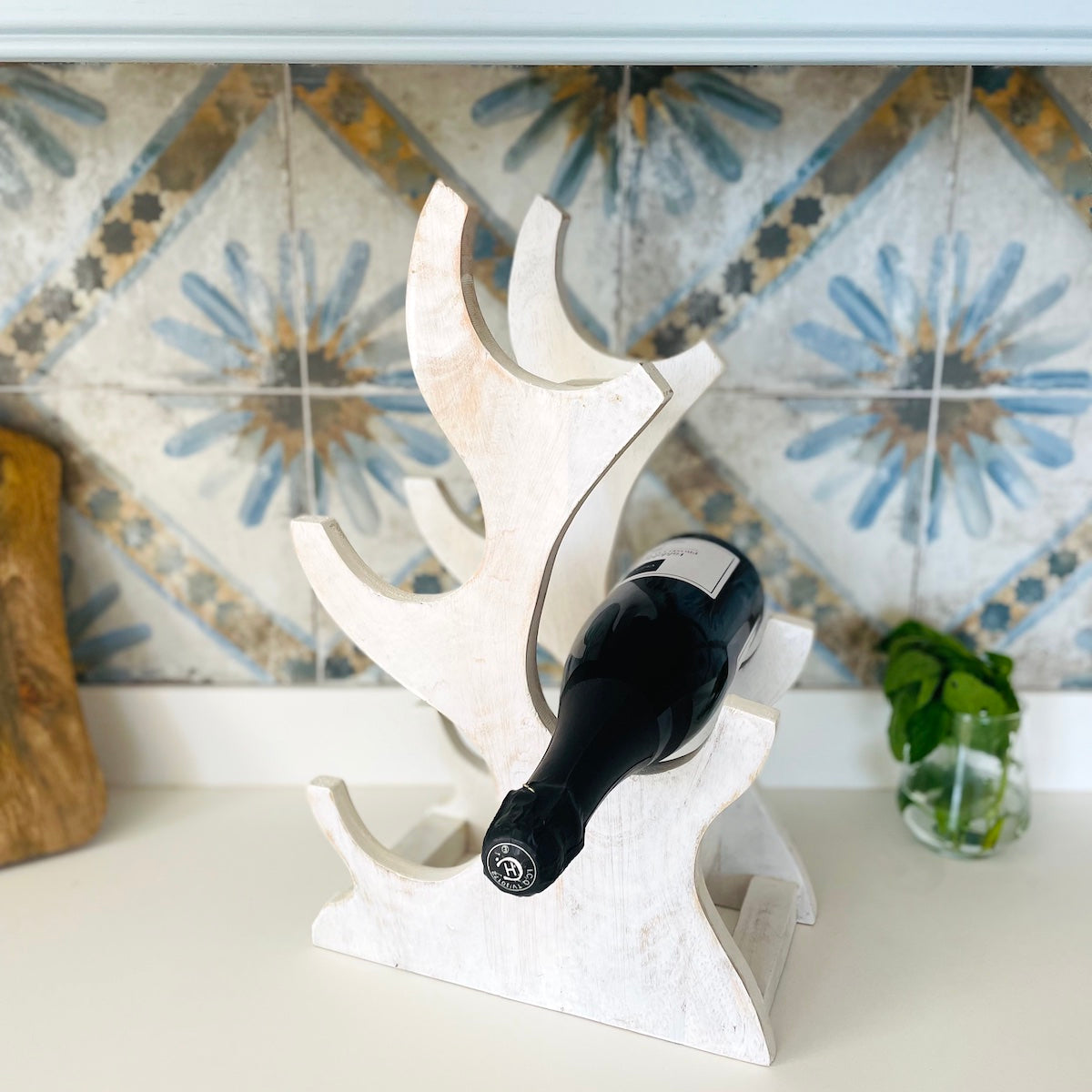 Wooden wine bottle holder