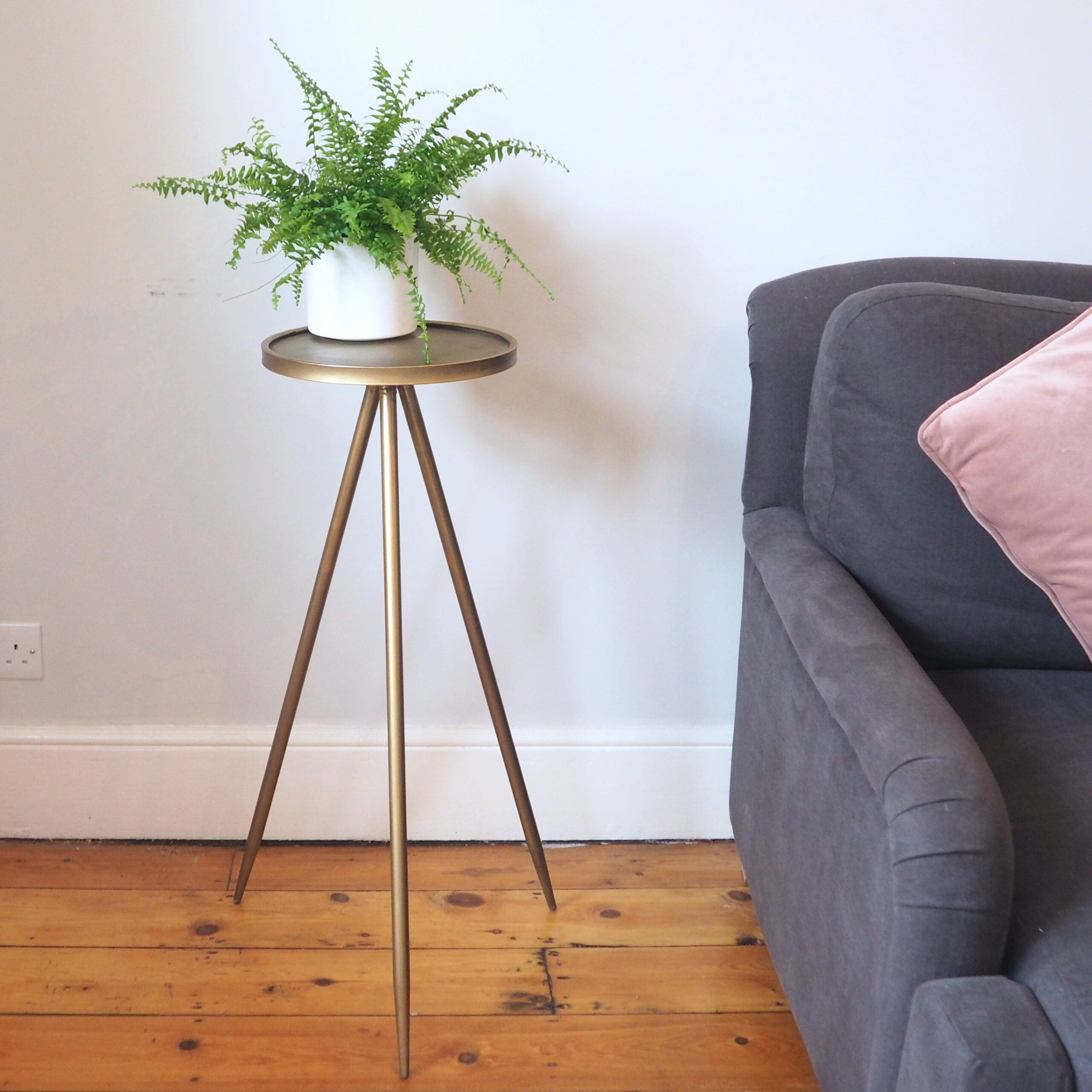Metal Plant Stand Antique Gold