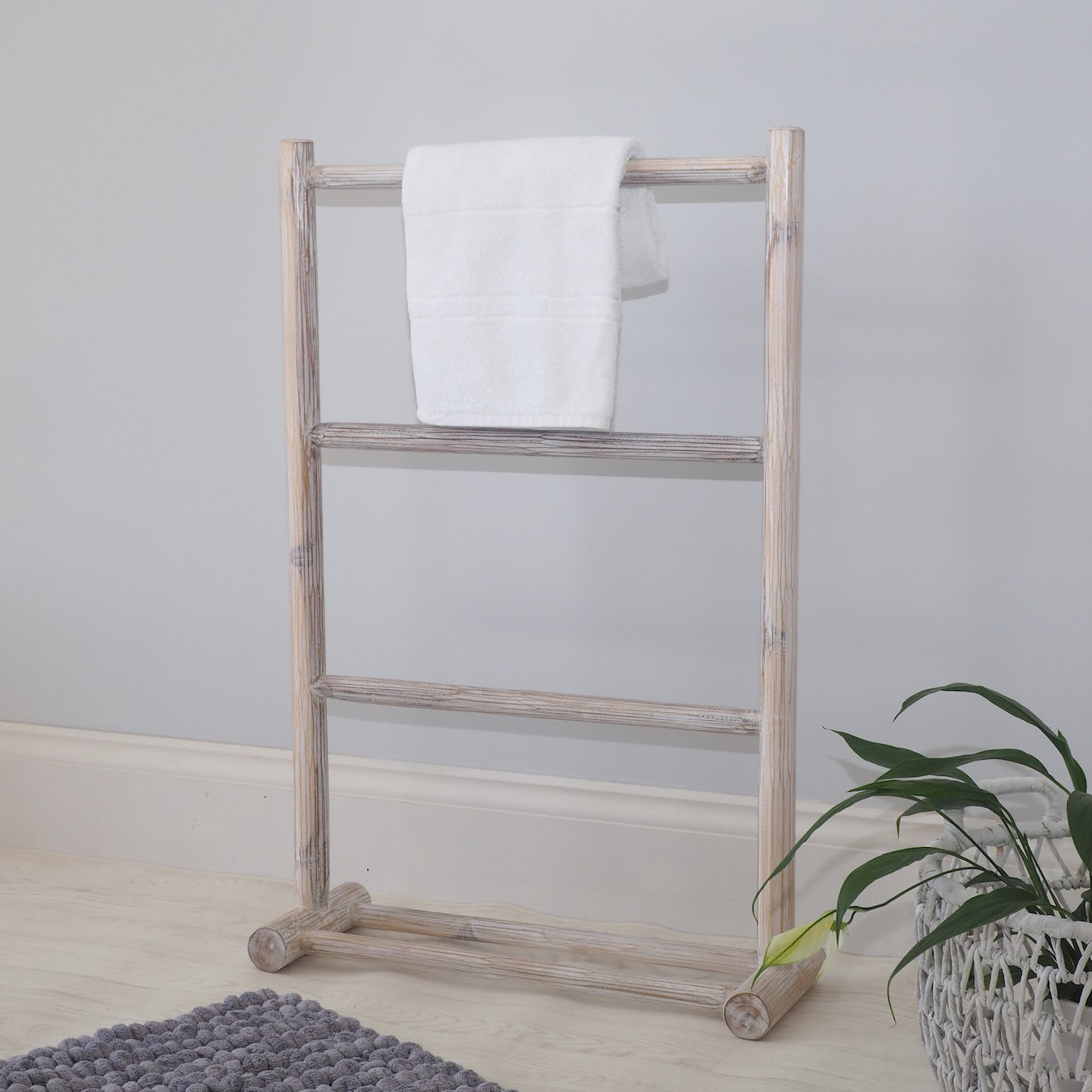 Wooden freestanding towel rail