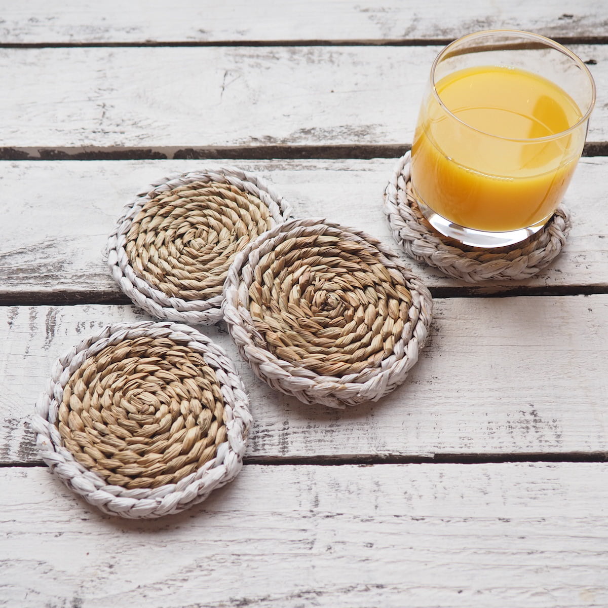 Cup coasters wicker