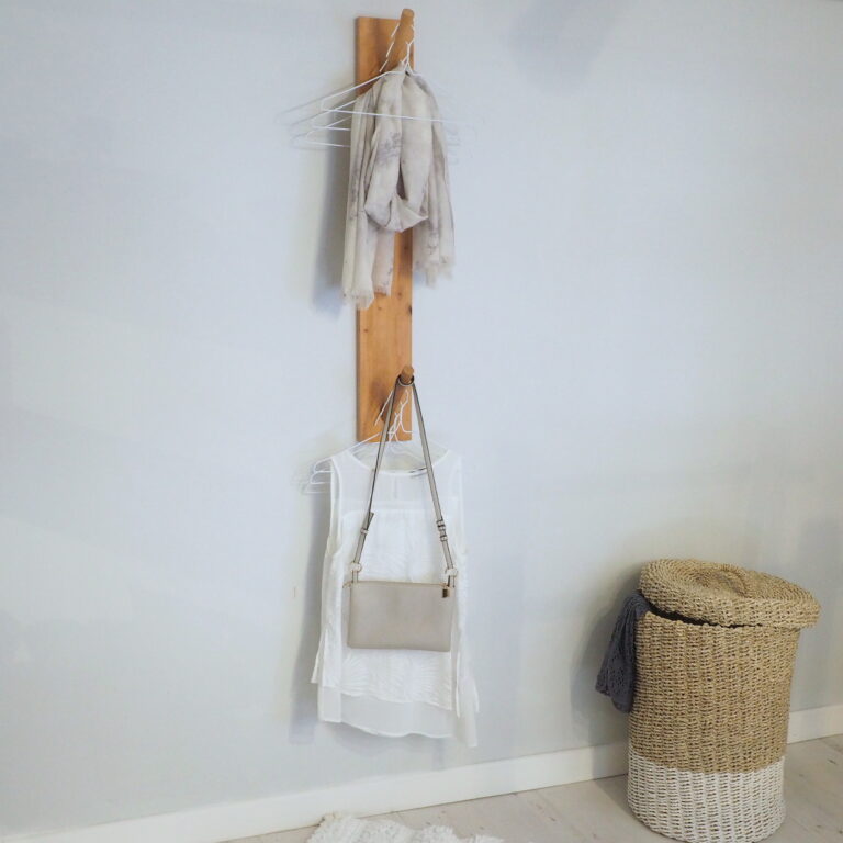 Wall Mounted Wooden Clothes Rack - Vertical - ZaZa Homes