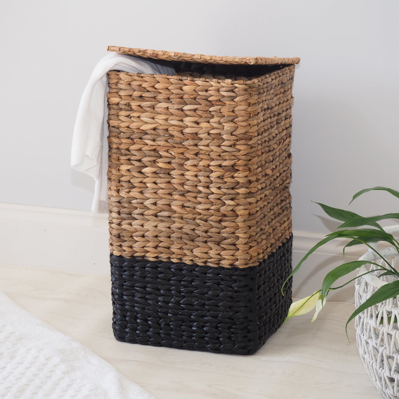 Black washing shop basket