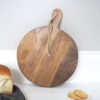 Round wooden chopping boards