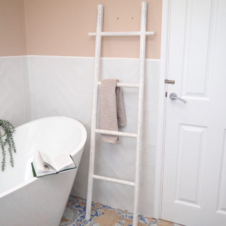 White Wooden Towel Ladder ZaZa Homes